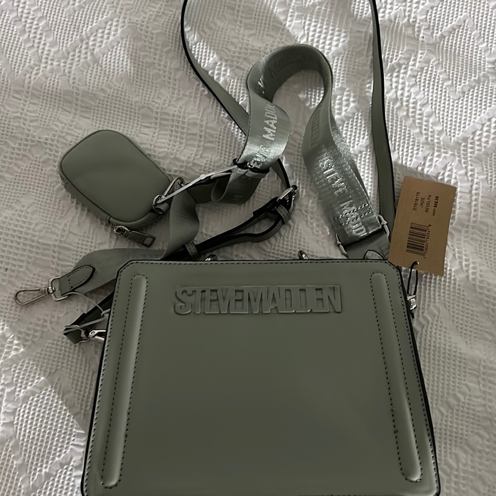 Steve Madden Bevelyn cross body tote